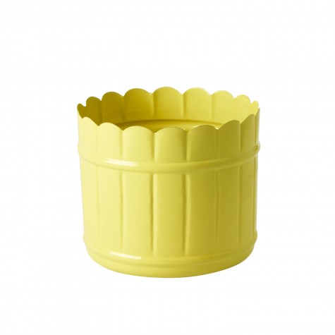 Vaso portafiori in metallo giallo