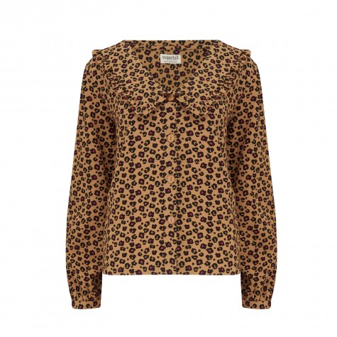Blusa animalier con maxi colletto