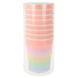 Bicchieri di carta con frangete arcobaleno 2