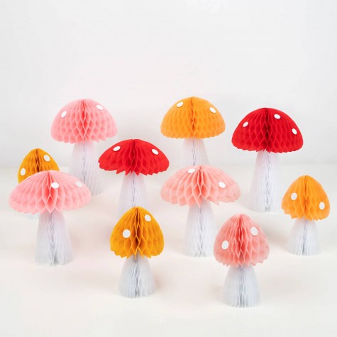 Decorazioni a nido d’ape a forma di funghi Decorazioni a nido d’ape a forma di funghi
