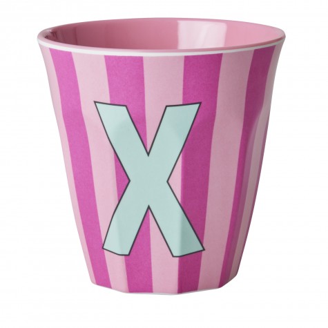 Bicchiere medio in melamina a righe con lettera X