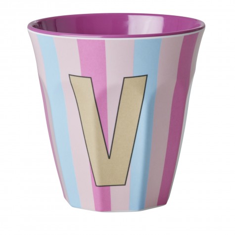 Bicchiere medio in melamina a righe con lettera V