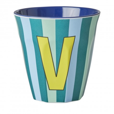 Bicchiere medio in melamina a righe con lettera V