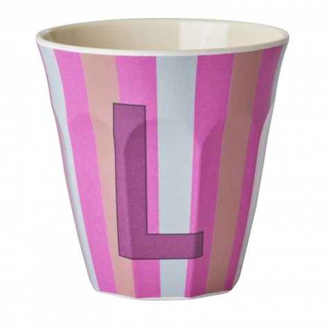 Bicchiere medio in melamina a righe con lettera L