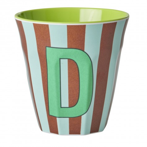 Bicchiere medio in melamina a righe con lettera D