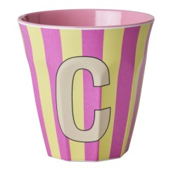 Bicchiere medio in melamina a righe con lettera C