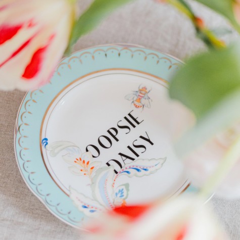 Piattino da dessert in porcellana floreale Oopsie Daisy |
