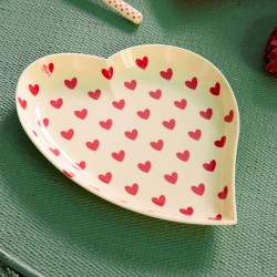 Piattino in melamina a forma di cuore fantasia cuoricini 2