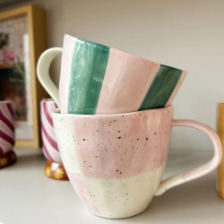 Tazza in ceramica a righe 2