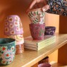 Bicchiere in ceramica con iniziale F