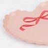 Piattini di carta a forma di cuore con fiocco | Gallinasmilza