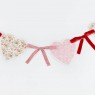 Festone di San Valentino con cuori floreali Liberty |