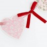Festone di San Valentino con cuori floreali Liberty |