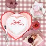 Tovaglioli di carta a forma di cuore con bordo smerlato |