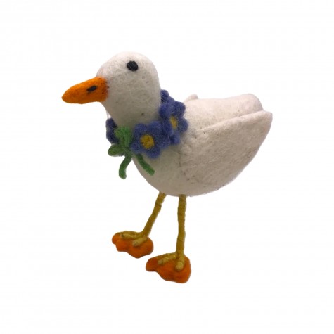 Decorazione in feltro a forma di paperella bianca con viole |