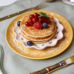 Piatto da dolce in ceramica con bordo floreale | Gallinasmilza 2