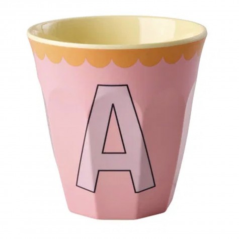 Bicchiere medio rosa con lettera A | Gallinasmilza