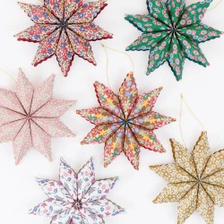 Decorazioni di carta a forma di stella Meri Meri x Liberty |