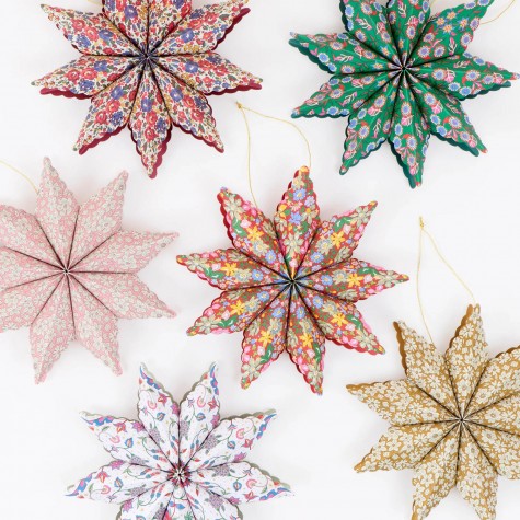 Decorazioni di carta a forma di stella Meri Meri x Liberty |