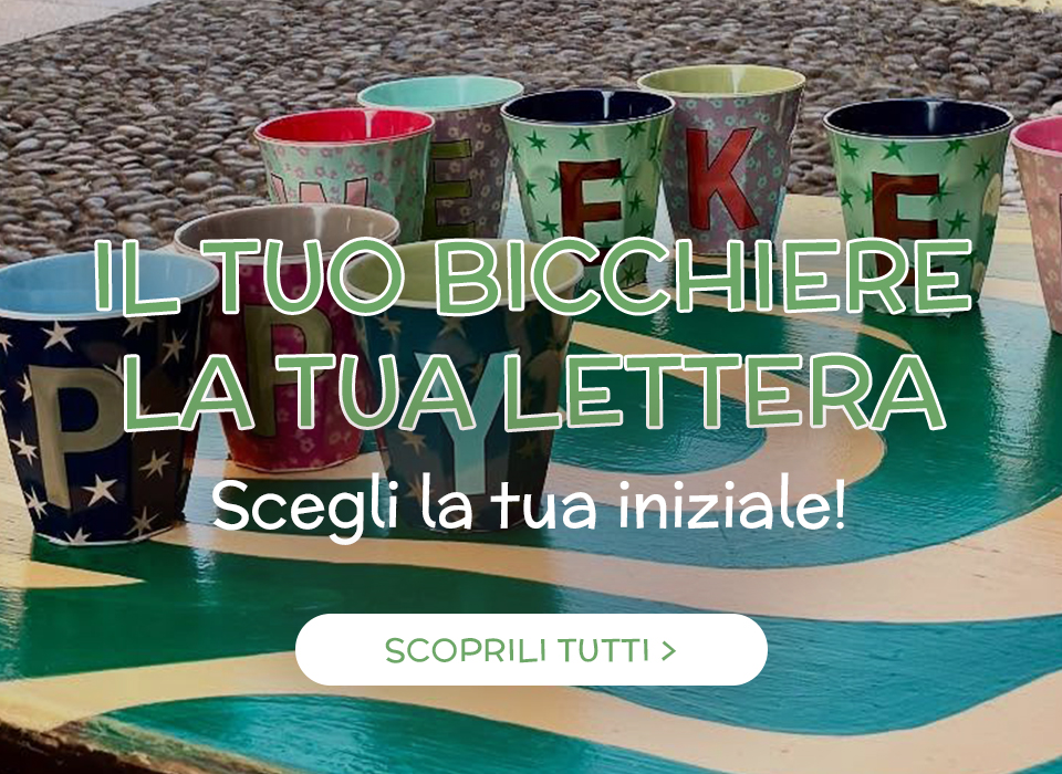 Bicchieri con lettere